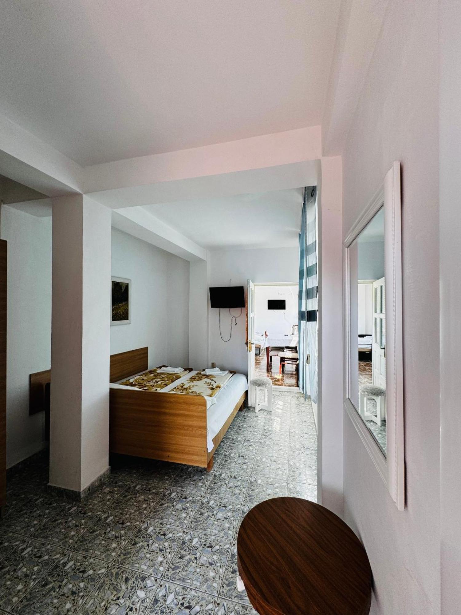 Vila Romeo Două Mai Extérieur photo